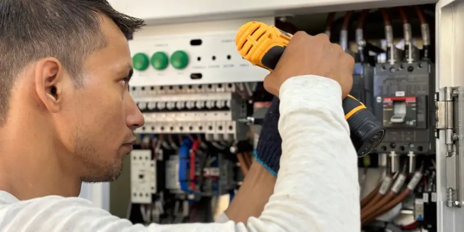 Elektrik Ustasının İşini Bilip Bilmediğini Anlamanın 7 Yolu